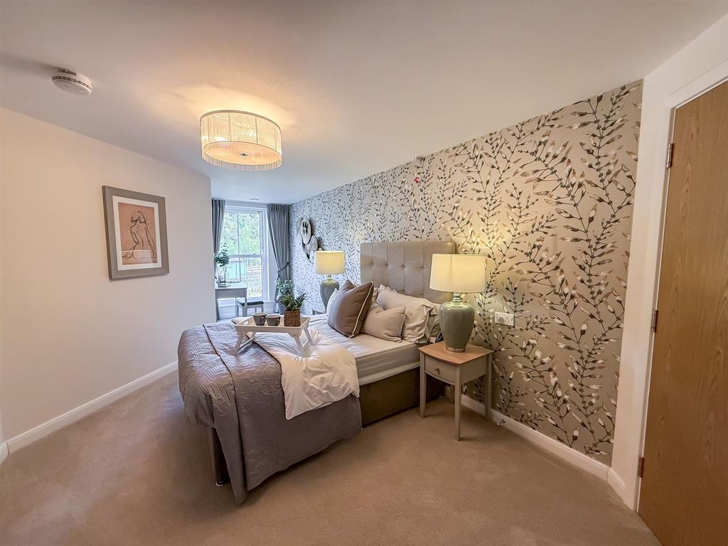 Additional image 11 of 2 bed flat for saleDevonshire Place, Station Road, Buxton SK17