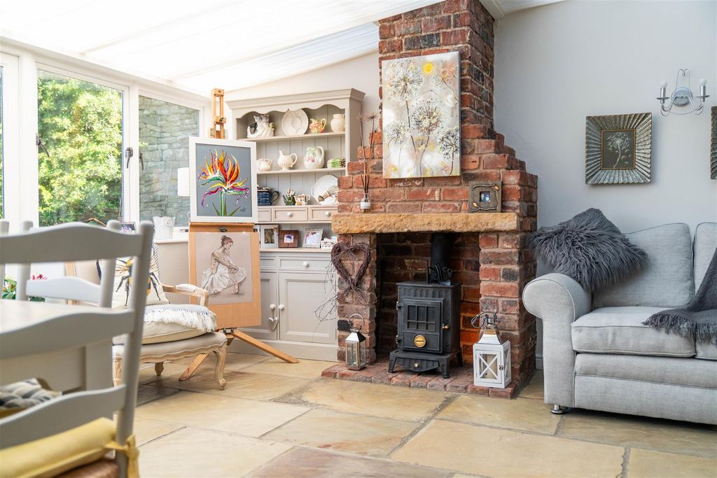 Additional image 14 of 4 bed property for saleHawthorne Barns, Walton Back Lane, Somersall, Chesterfield S42