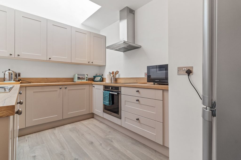 Additional image 6 of 3 bed flat for sale32 The Promenade, Arnside LA5