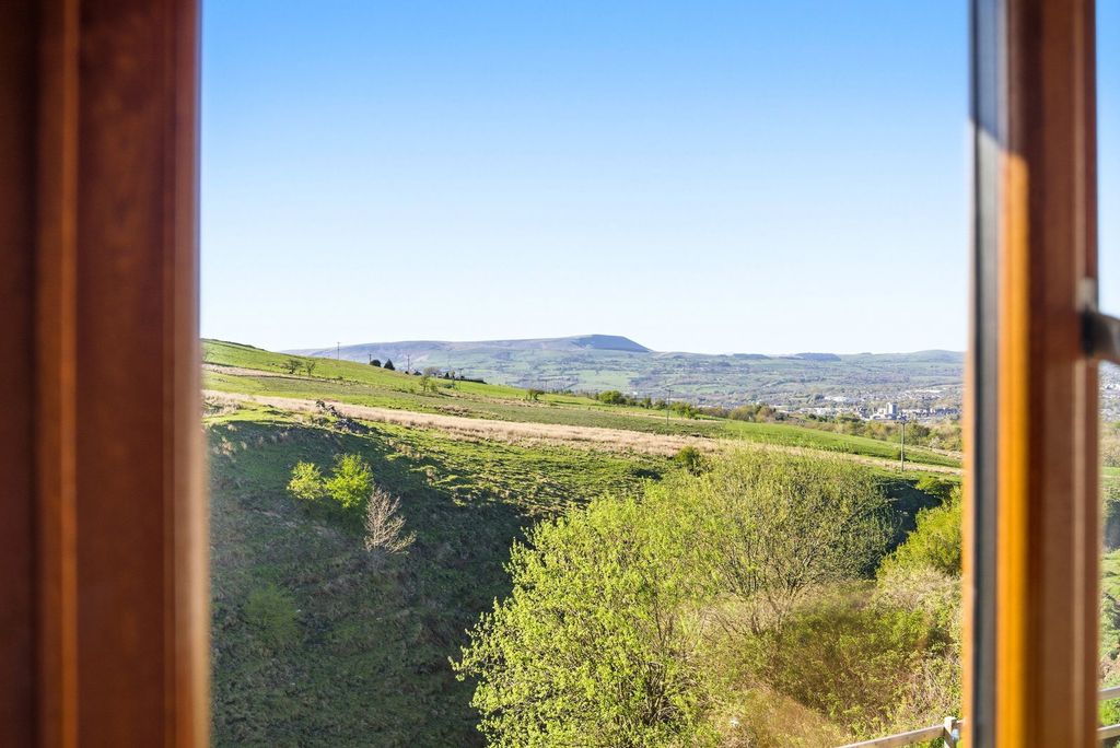 Additional image 46 of 4 bed barn conversion for saleGlen View Road, Burnley BB11