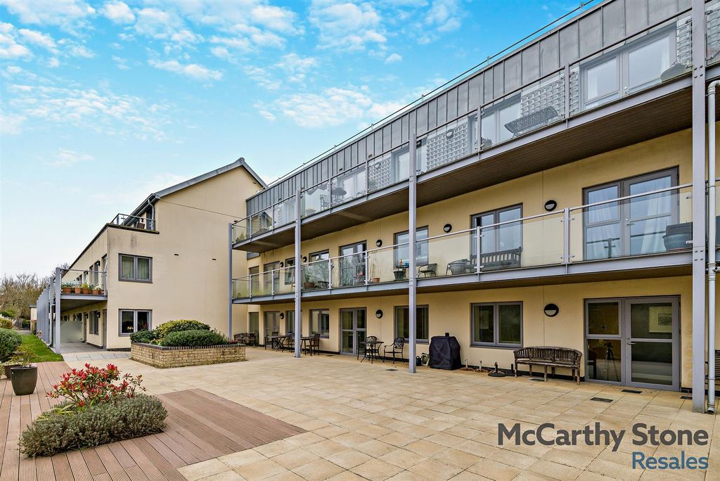 Additional image 14 of 2 bed flat for saleBowles Court, Westmead Lane, Chippenham, Wiltshire SN15