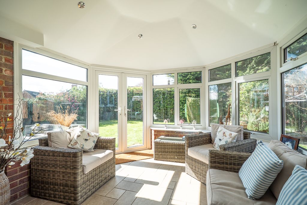 Additional image 4 of 4 bed detached house for saleCross Meadow, Chesham HP5