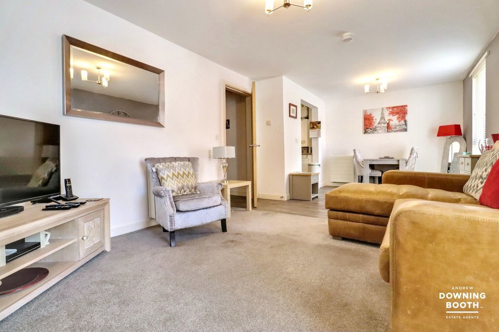 Additional image 5 of 2 bed flat for saleQueen Street, Lichfield WS13