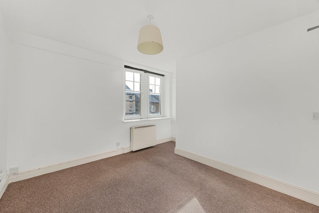 Additional image 9 of 2 bed flat for saleAshcroft Road, Cirencester, Gloucestershire GL7
