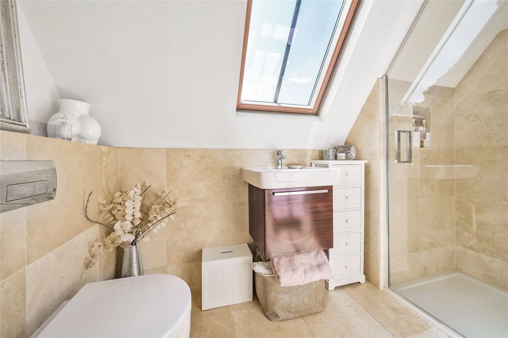 Additional image 13 of 2 bed flat for saleChevender, Prince Imperial Road, Chislehurst BR7