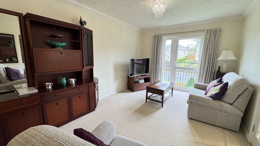 Additional image 7 of 1 bed flat for saleFitzford Lodge 66 Plymouth Road, Tavistock PL19