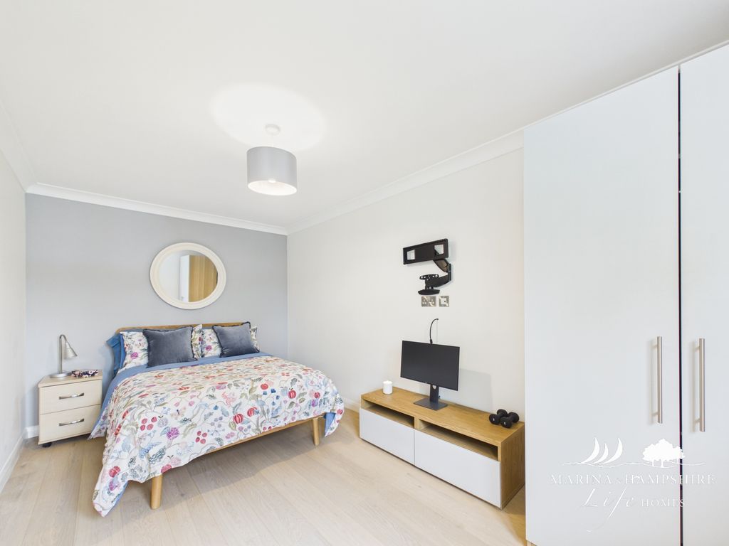 Additional image 33 of 4 bed detached house for saleDunstan Close, Chichester PO19
