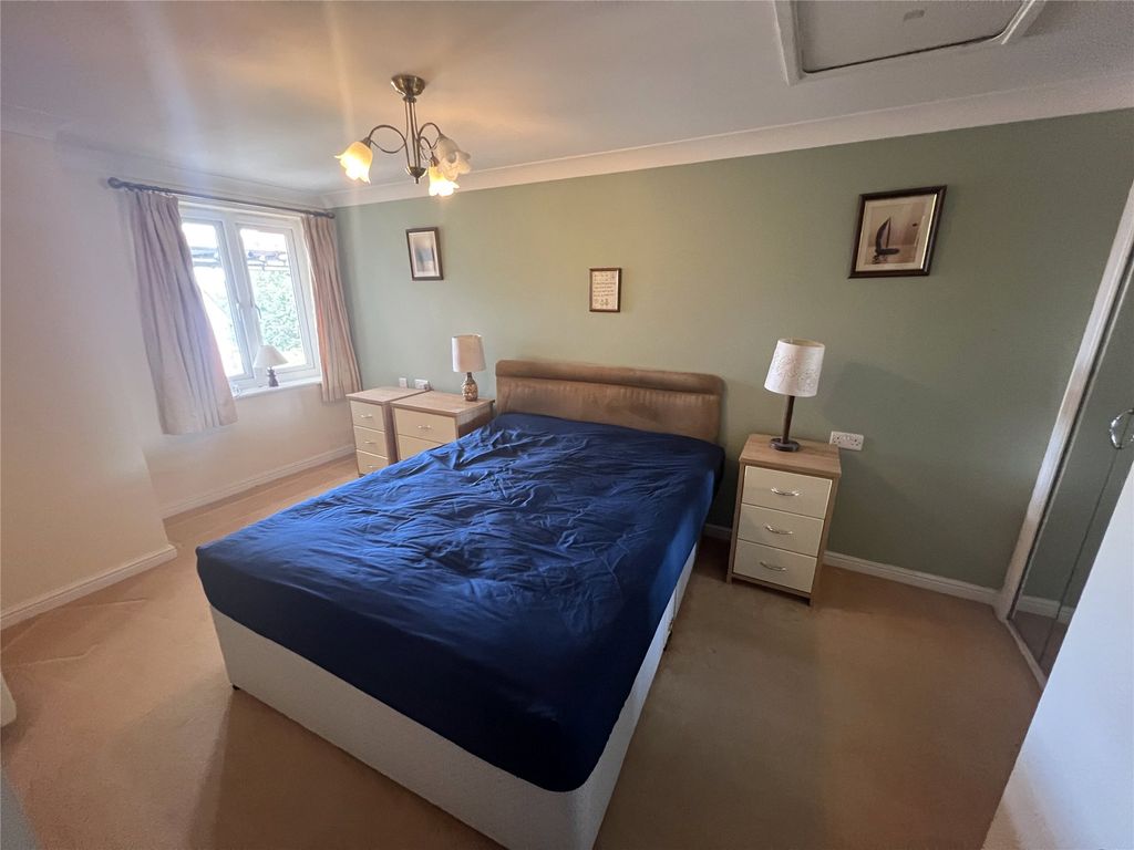 Additional image 3 of 1 bed flat for saleTrevithick Road, Camborne, Cornwall TR14
