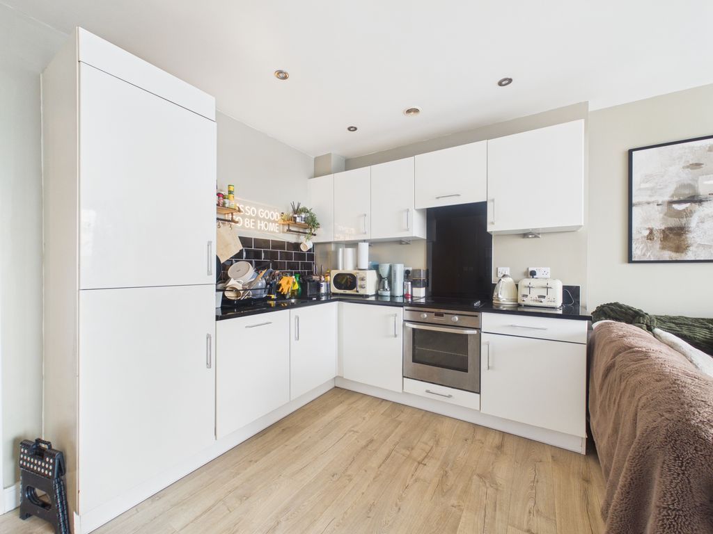Additional image 9 of 2 bed flat for saleDock Head Road, Chatham ME4