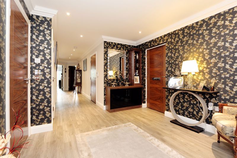 Additional image 5 of 3 bed flat for saleRegency Apartments, Manor Road, Chigwell IG7