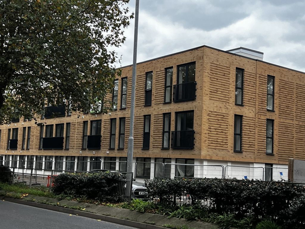 Additional image 3 of 2 bed flat for saleSt George's Place, Canterbury CT1