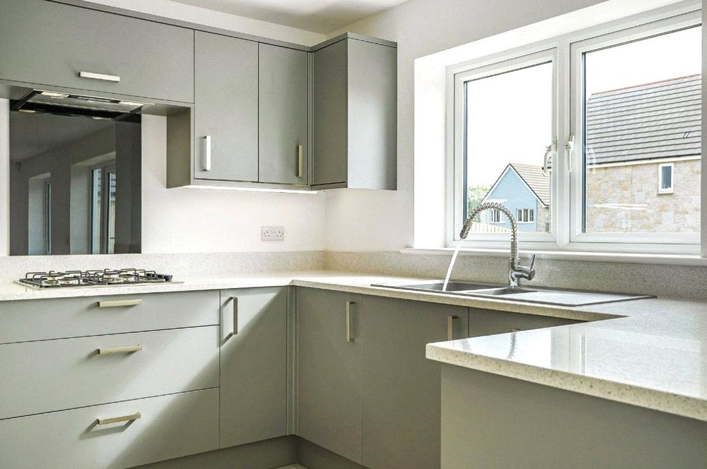 Additional image 2 of 4 bed detached house for sale20 Gwel Fenton, Camborne, Cornwall TR14