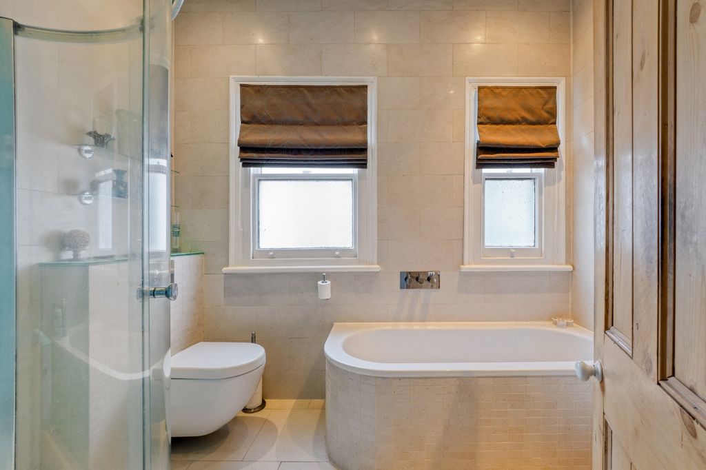 Additional image 12 of 4 bed semi-detached house for salePark Hill, Carshalton SM5