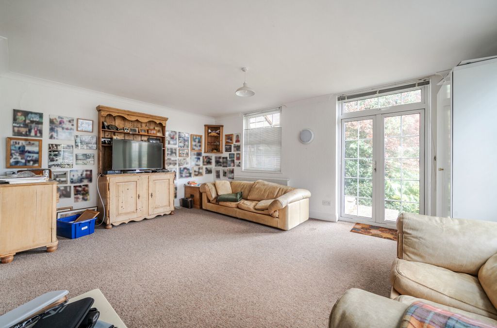 Additional image 12 of 6 bed detached house for saleOakleigh Park Avenue, Chislehurst, Kent BR7