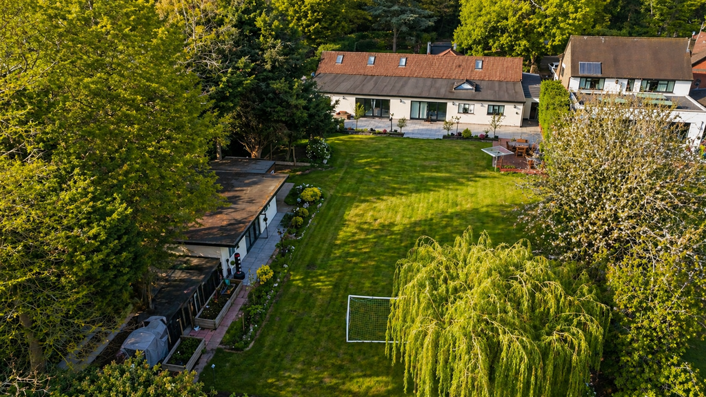 Additional image 17 of 7 bed bungalow for saleRuxbury Road, Surrey KT16