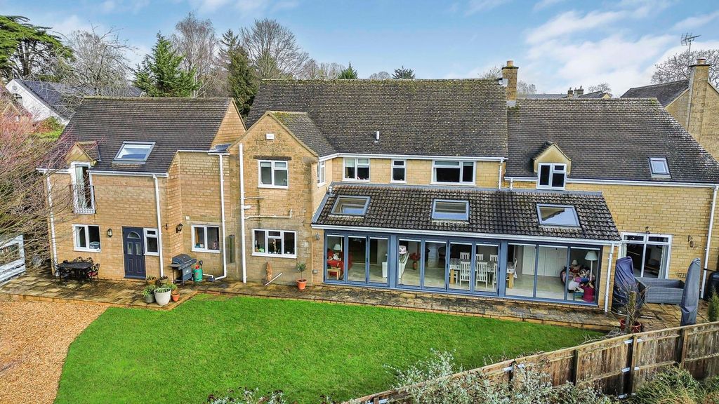 Additional image 29 of 5 bed detached house for saleBaunton Lane, Cirencester, Gloucestershire GL7