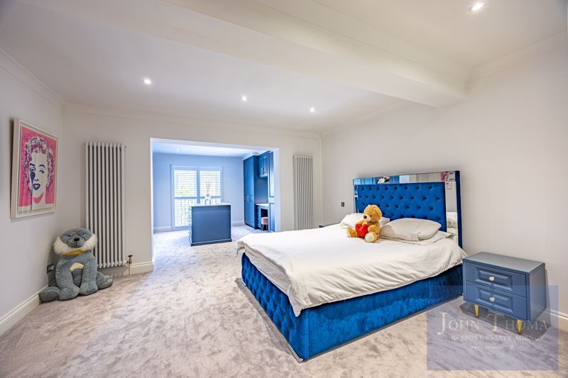 Additional image 27 of 5 bed detached house for saleTomswood Road, Chigwell IG7