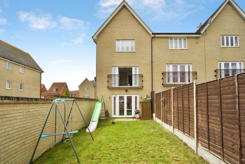 Additional image 27 of 4 bed end terrace house for saleAlderwood Terrace, Chigwell IG7