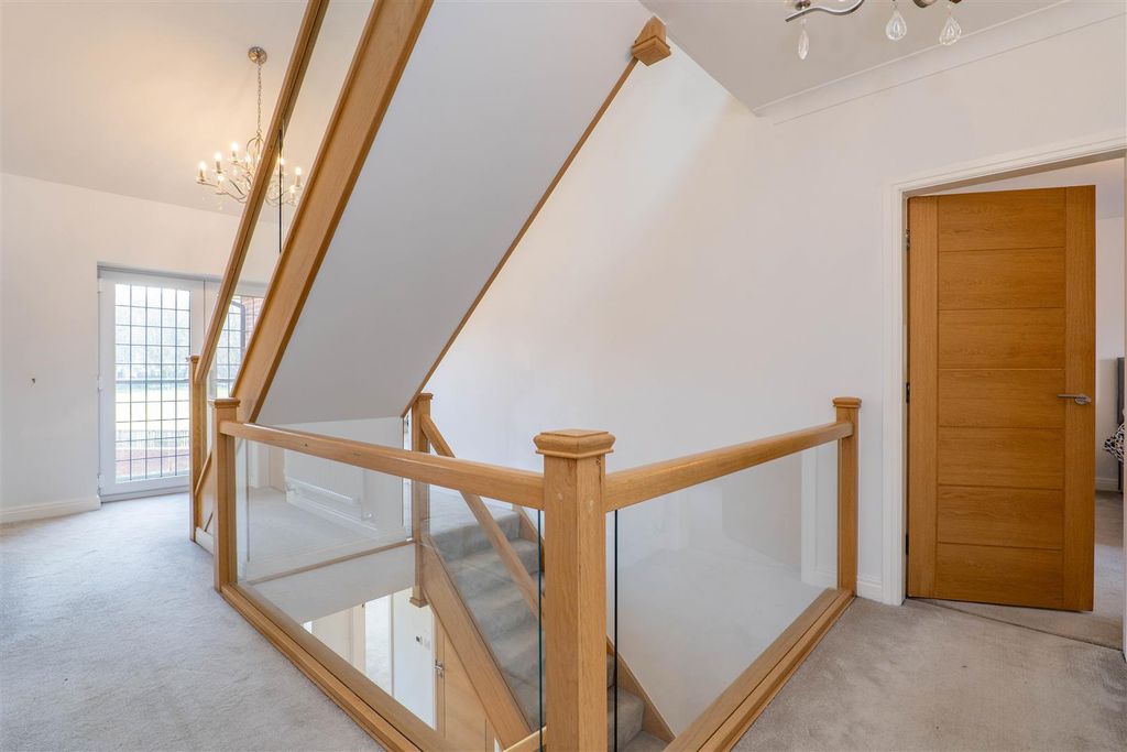 Additional image 24 of 7 bed detached house for saleChapel Fold, Whittle-Le-Woods, Chorley PR6
