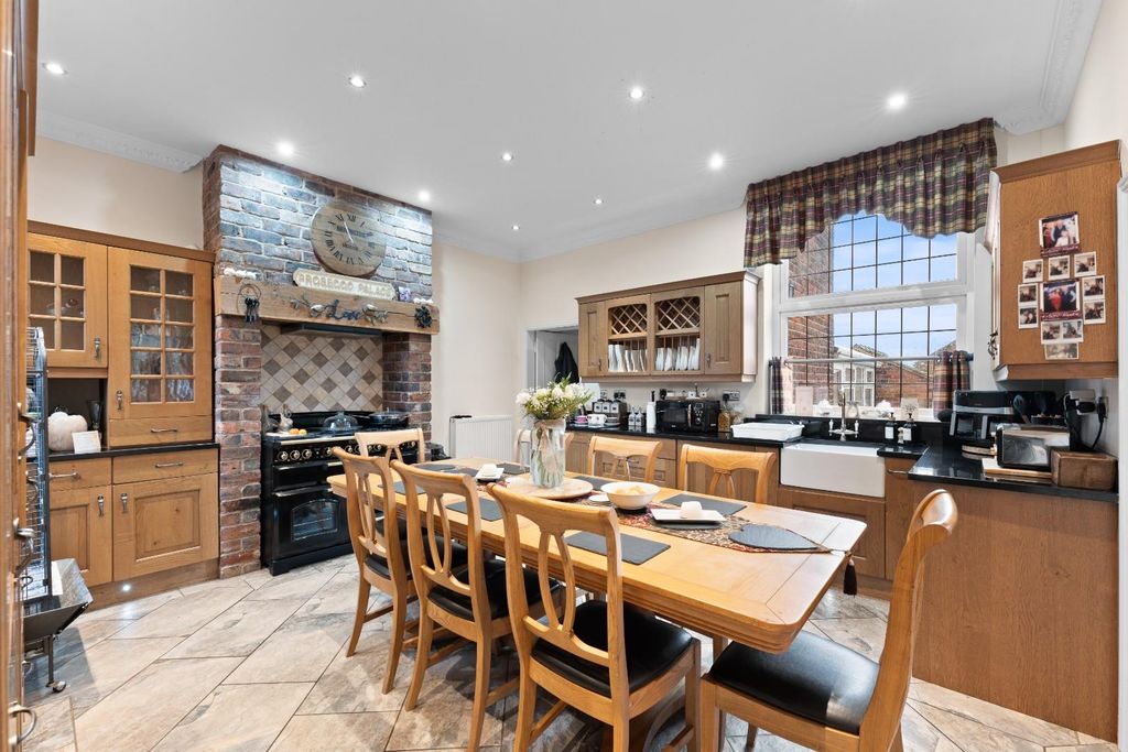 Additional image 9 of 3 bed detached house for saleStation Road, Brimington, Chesterfield S43