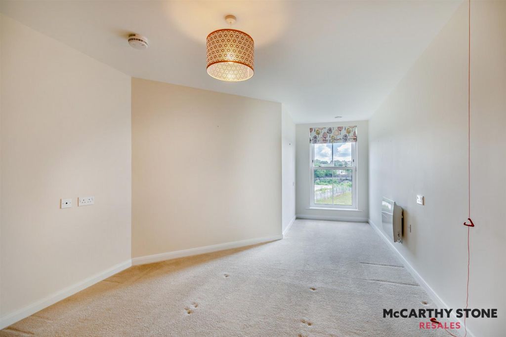 Additional image 10 of 1 bed flat for saleStation Road, Buxton SK17