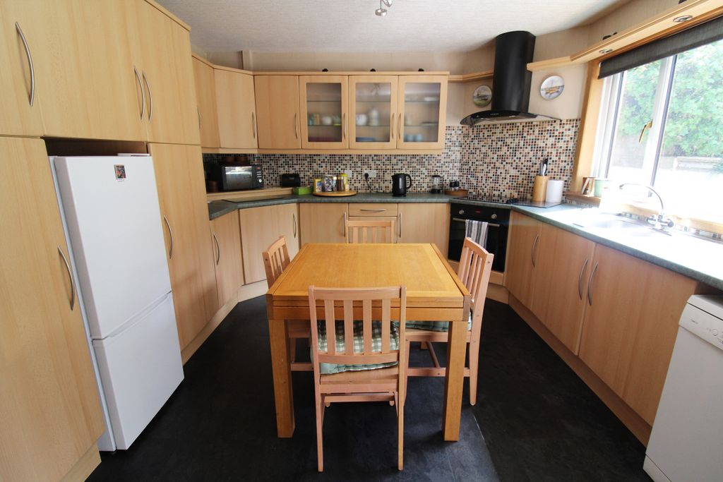 Additional image 6 of 2 bed bungalow for saleBaron Street, Buckie AB56