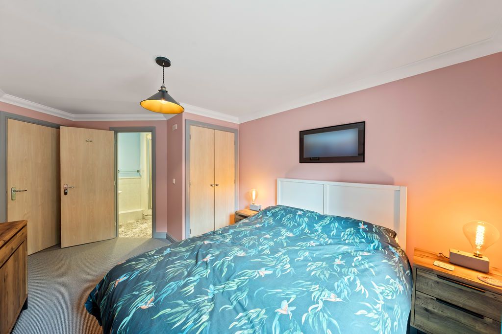 Additional image 12 of 2 bed flat for saleWindermere Court, Denmark Road, Carshalton SM5