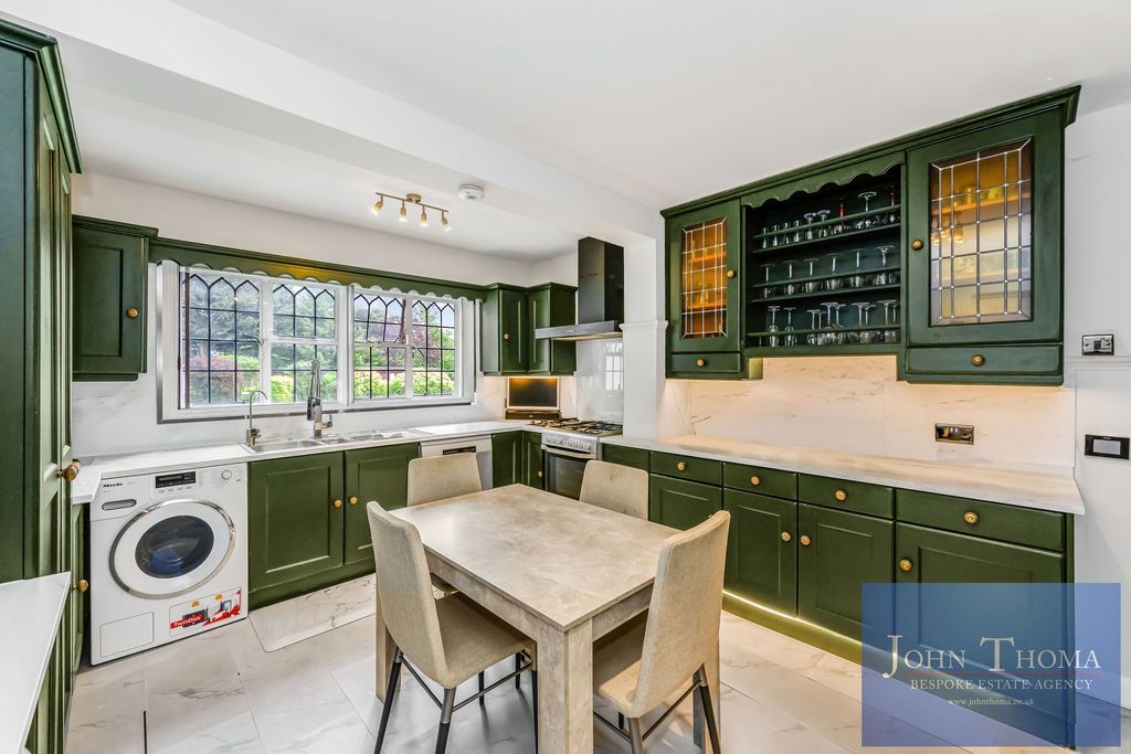 Additional image 5 of 4 bed detached house for saleChester Road, Chigwell IG7