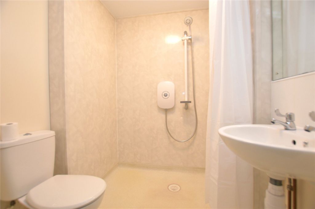 Additional image 8 of 1 bed flat for saleEast Hill, Tuckingmill, Camborne, Cornwall TR14