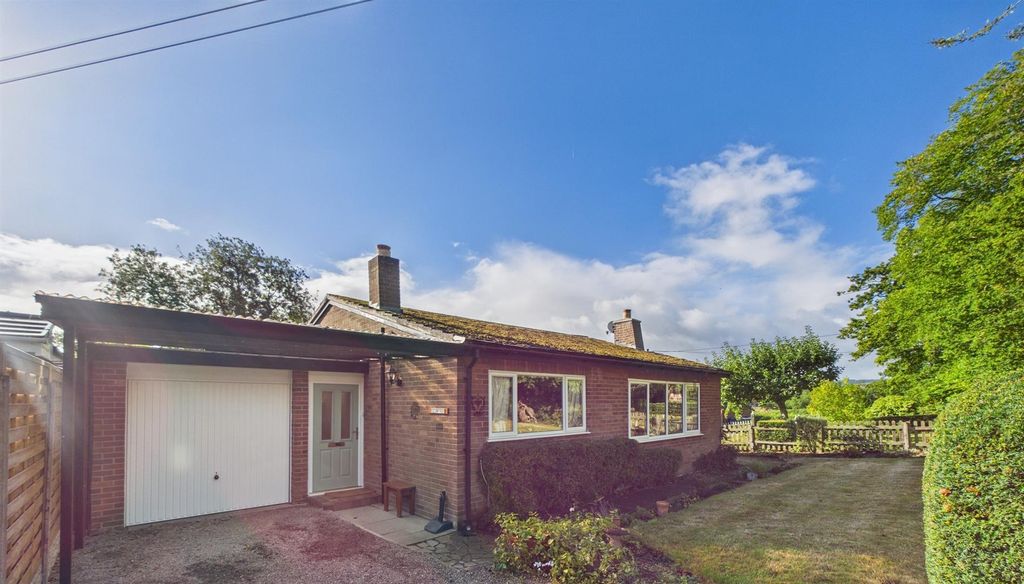3 bed detached bungalow for saleStapleton, Dorrington, Shrewsbury SY5