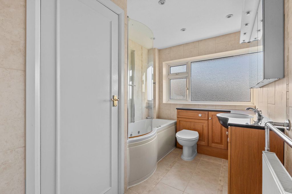 Additional image 21 of 5 bed detached house for saleDoggetts Wood Lane, Chalfont St Giles HP8