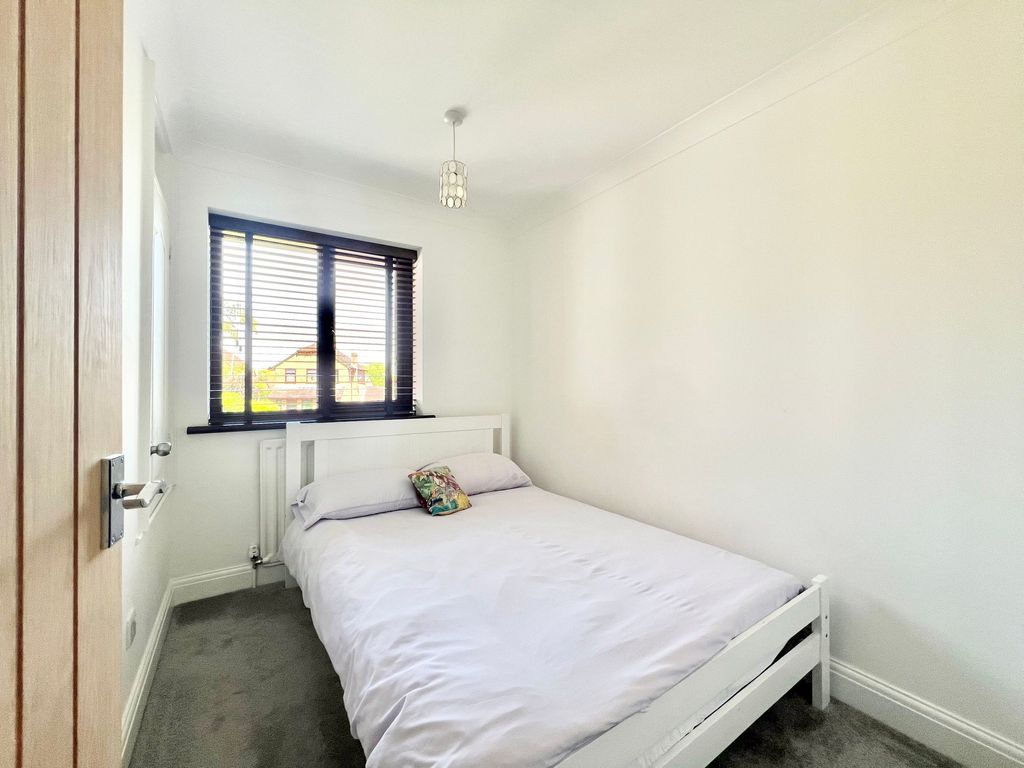 Additional image 21 of 4 bed property for saleFagus Close, Chatham ME5