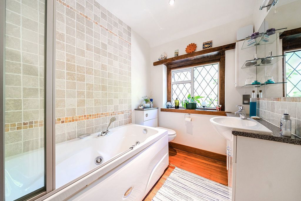 Additional image 22 of 4 bed detached house for saleDome Hill Peak, Caterham CR3