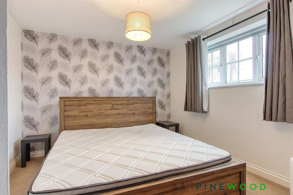 Additional image 8 of 1 bed flat for saleArchdale Close, Chesterfield S40
