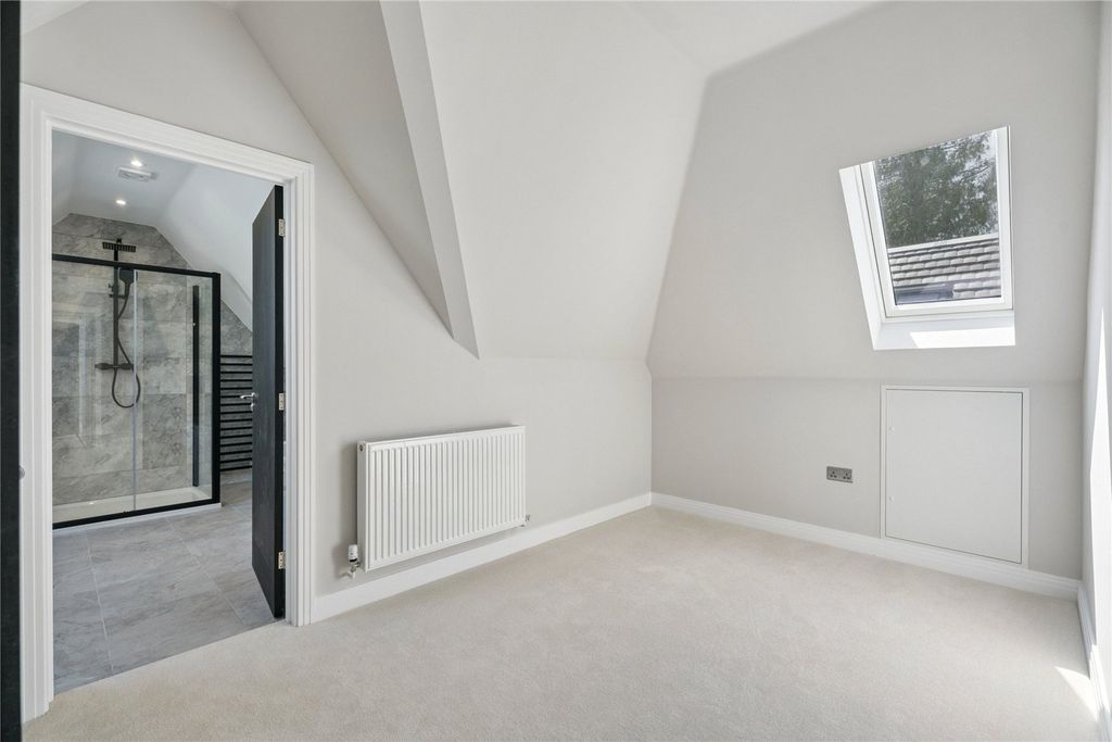 Additional image 12 of 5 bed detached house for saleLye Green Road, Chesham, Buckinghamshire HP5