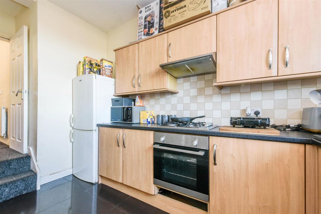 Additional image 7 of 2 bed flat for saleMoor Road, Chorley PR7
