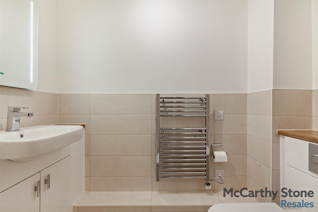 Additional image 6 of 2 bed flat for saleMiami House, Princes Road, Chelmsford, Essex CM2