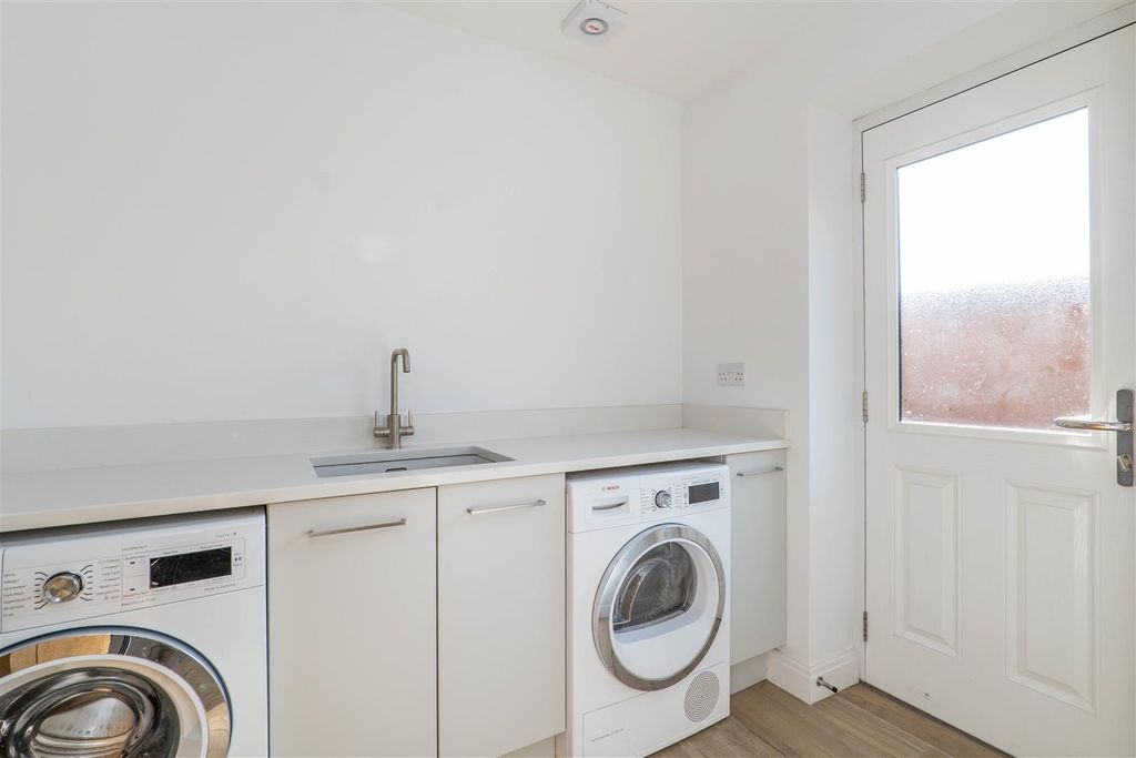 Additional image 18 of 7 bed detached house for saleChapel Fold, Whittle-Le-Woods, Chorley PR6