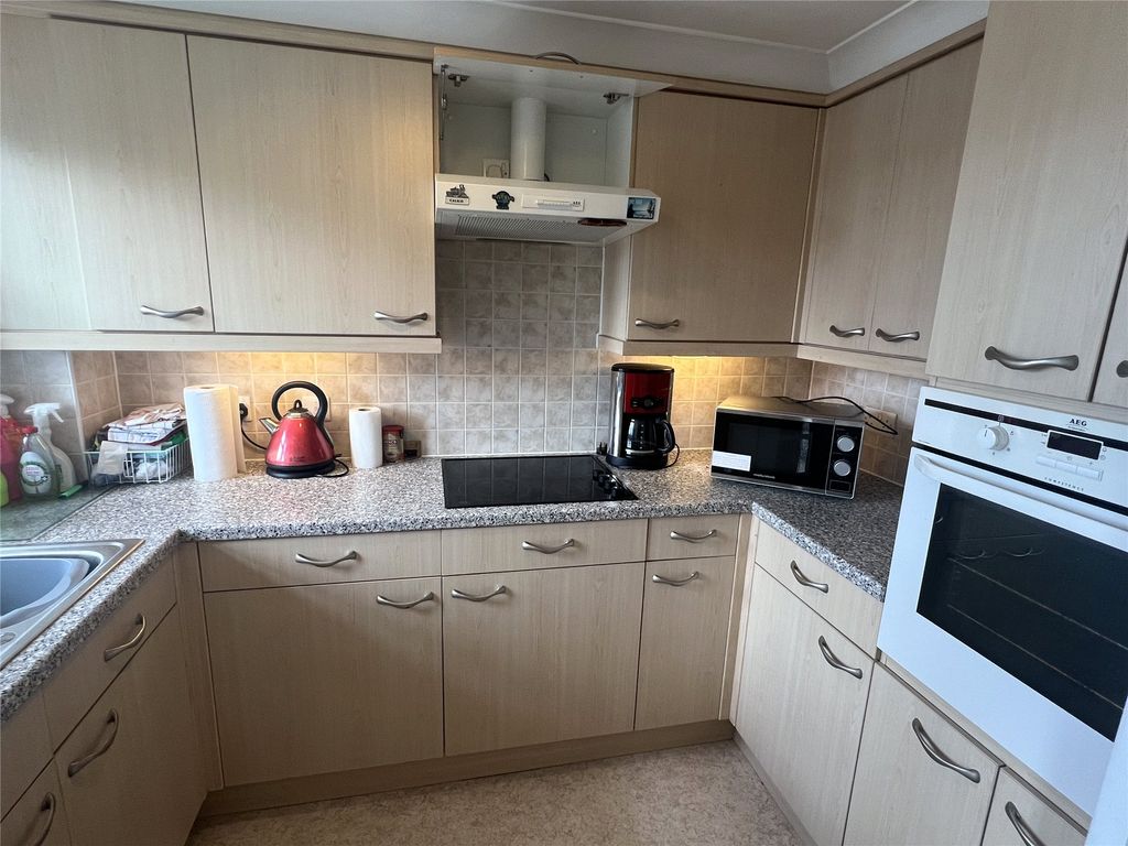Additional image 7 of 1 bed flat for saleTrevithick Road, Camborne, Cornwall TR14