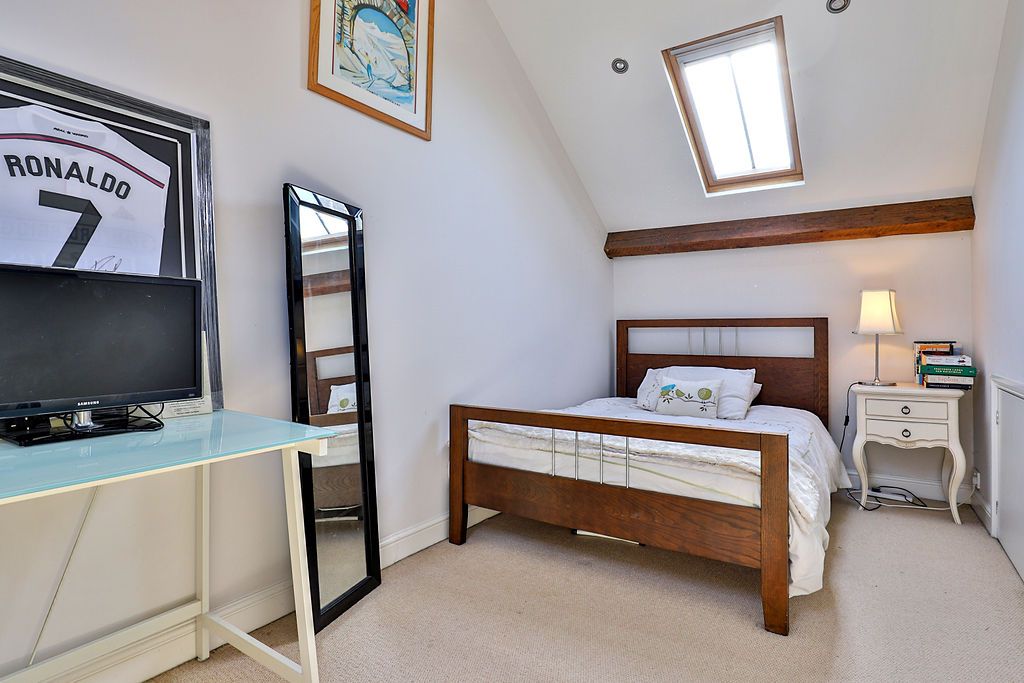Additional image 12 of 3 bed flat for saleDragoon Way, Christchurch BH23