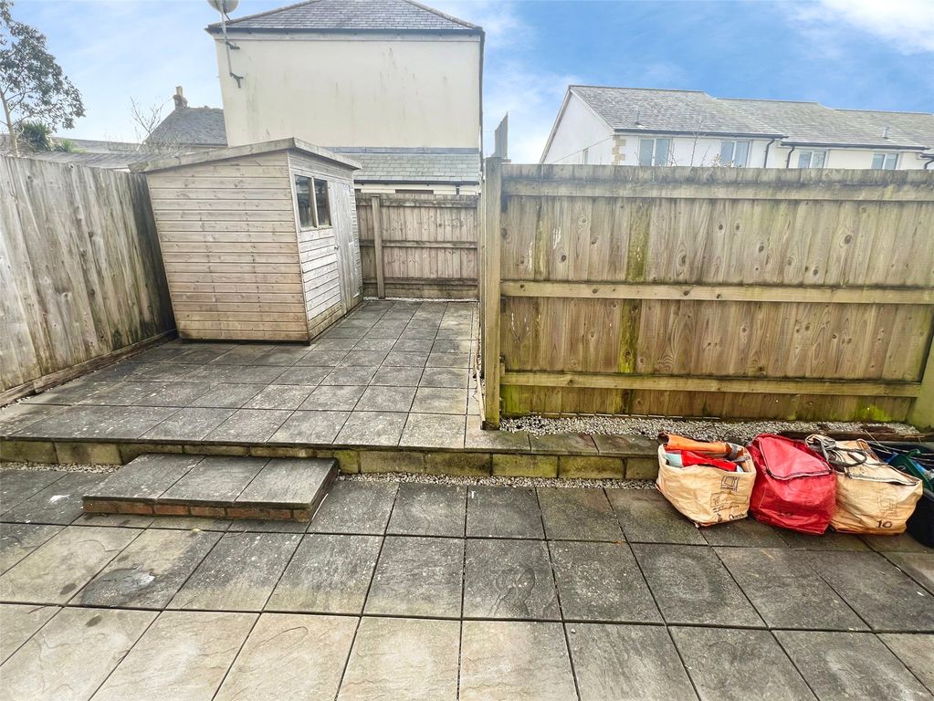 Additional image 10 of 2 bed flat for saleNorth Parade, Camborne, Cornwall TR14