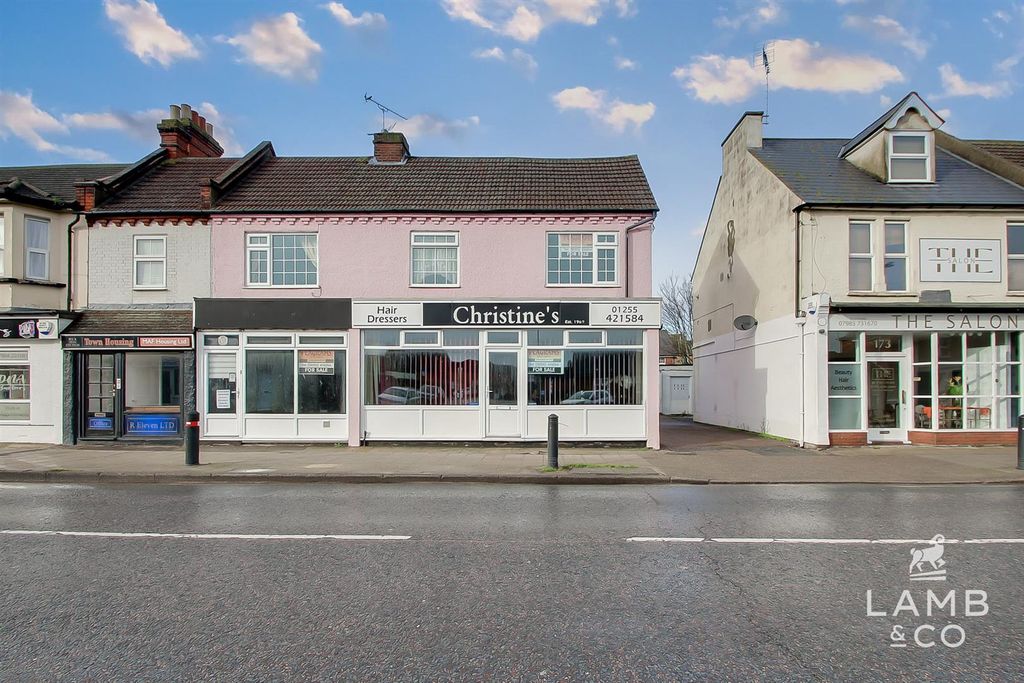 3 bed flat for saleOld Road, Clacton-On-Sea CO15