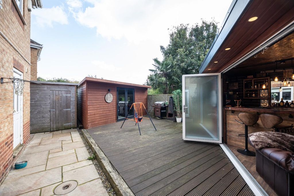 Additional image 16 of 5 bed detached house for saleRedhill Walk, Castleford WF10