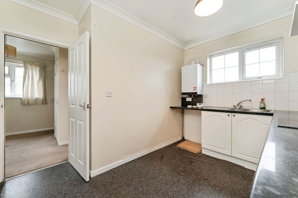 Additional image 6 of 1 bed flat for saleCreek Road, March PE15