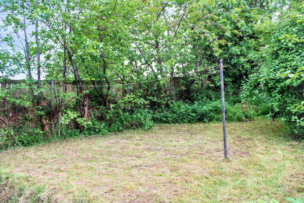 Additional image 8 of 2 bed semi-detached house for sale26 Rosebank, Alloa FK10