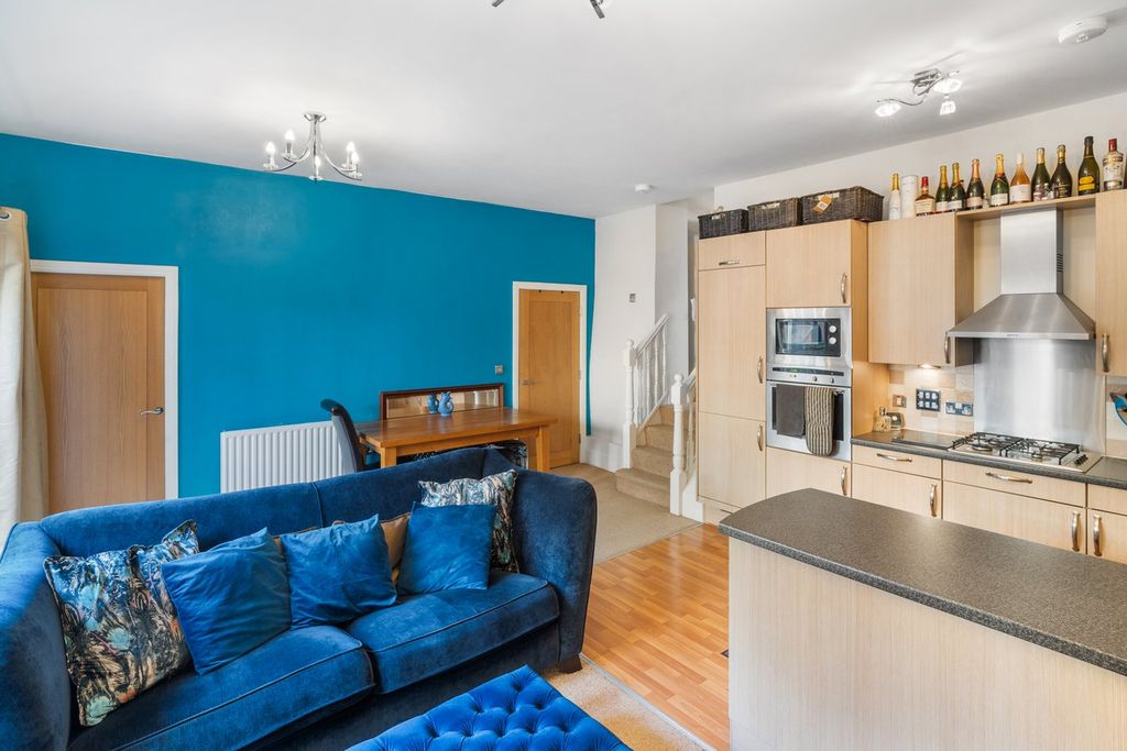 Additional image 5 of 2 bed flat for saleRoyal House, Apartment 9, New Road, Kirkby Lonsdale, Carnforth LA6