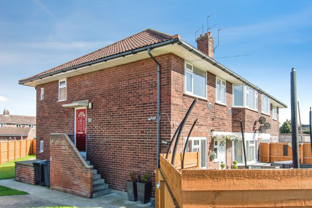 2 bed flat for saleAsh Lea, Fairburn, Knottingley WF11