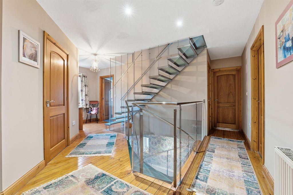 Additional image 17 of 6 bed detached house for saleRye Flatt Lane, Chesterfield S40