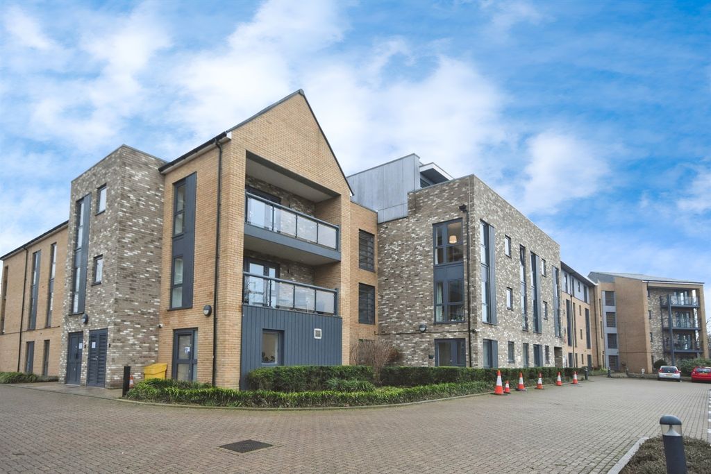 Additional image 16 of 2 bed flat for salePrinces Road, Chelmsford CM2