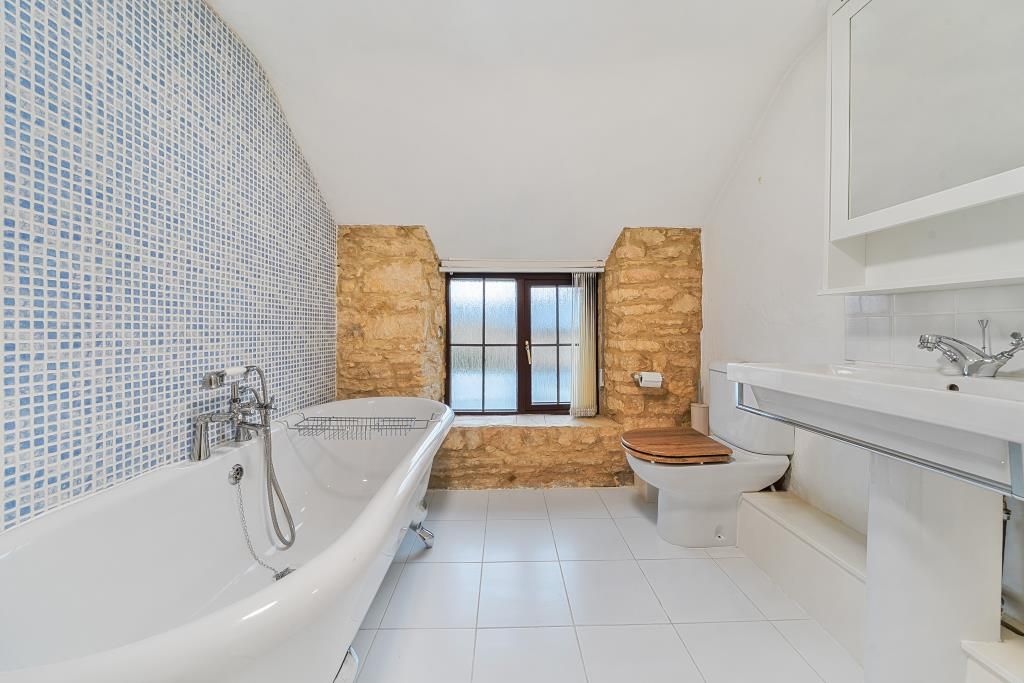 Additional image 2 of 2 bed terraced house for saleRock Hill, Chipping Norton OX7